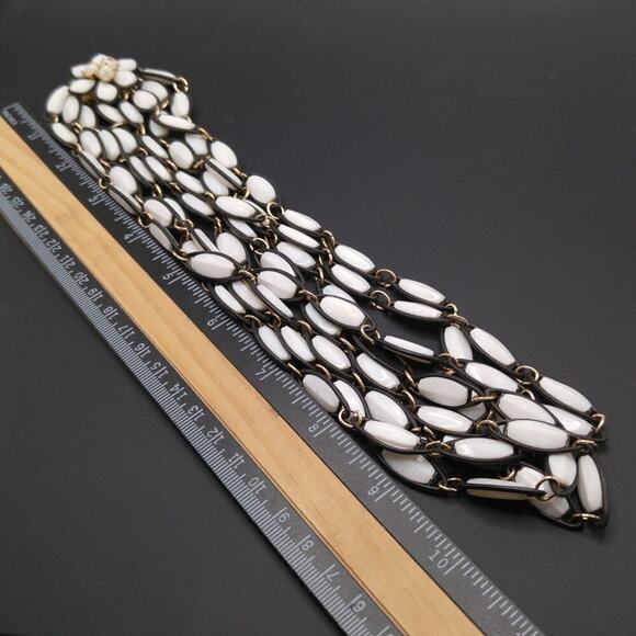 Vintage Hong Kong Lucite Necklace Black White 4 Strand Flower Clasp 1960s - Picture 7 of 9
